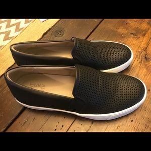 Naturalizer 8.5 wide